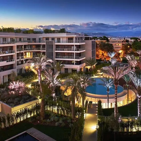 Penthouse 3 Beds, Private Pool, Parc Du Cap Апартаменти *