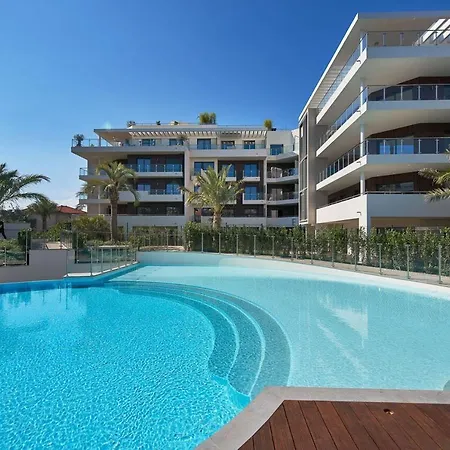 Penthouse 3 Beds, Private Pool, Parc Du Cap * Антиб